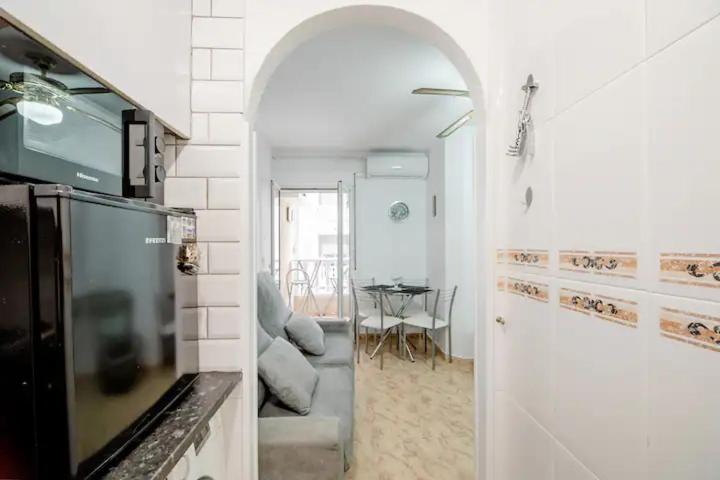 Apartamento Inteiro Acolhedor Perto Da Praia Torrevieja Esterno foto